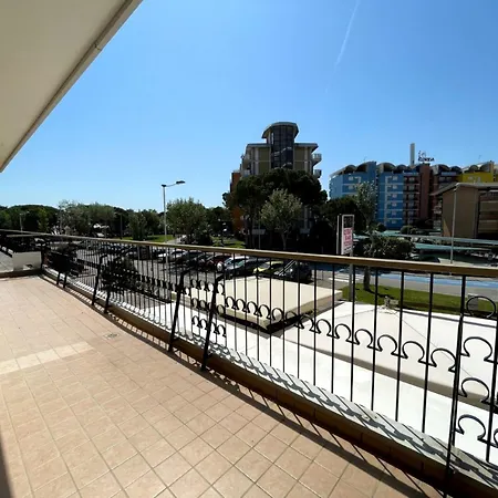 Flat For 5 With Shared Pool 180m From The 圣玛格丽塔波尔勒港