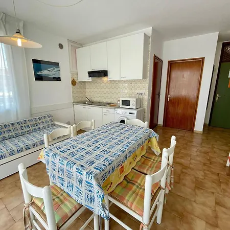 Flat For 5 With Shared Pool 180m From The Apartament Porto Santa Margherita di Caorle